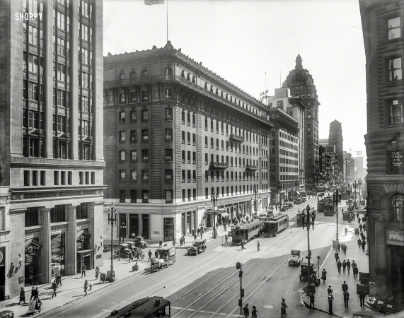 Photo showing: The Palace -- Market Street and the Palace Hotel, San Francisco, 1920.