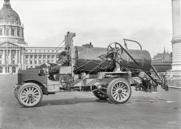 Photo showing: Approach With Caution! -- San Francisco City Hall circa 1919. Peerless tanker truck.