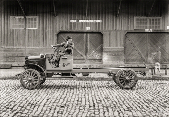 Photo showing: Kid Dogs -- San Francisco circa 1919. Service truck at Dodd warehouse.