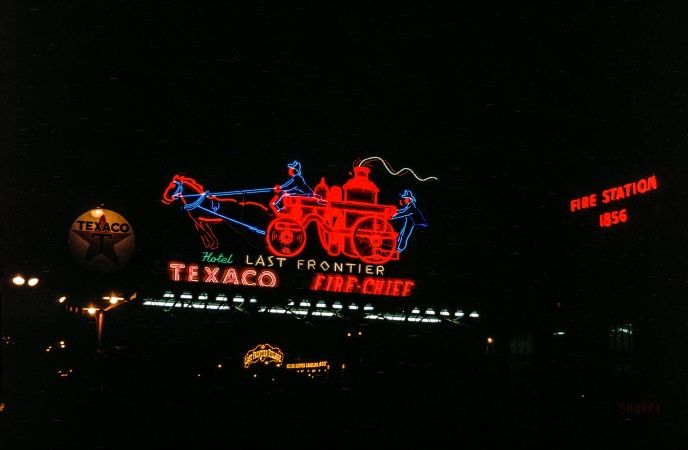 Photo showing: Neon Texaco -- Las Vegas 1951. Gas station at the Hotel Last Frontier.
