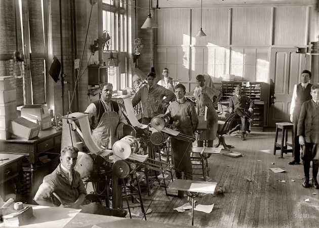 Photo showing: Government Printing Office -- Washington, D.C., 1912. Government Printing Office -- views.