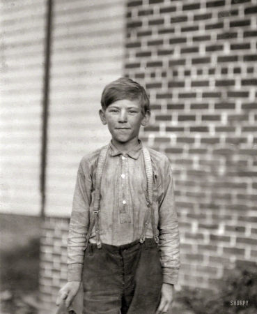 Photo showing: Charley Humble -- May 1913. Randleman, N.C. Charley Humble. Said he was 10 years old. Has a regular job. Been
helping his sister for some months in the Deep River Mills. Mother and sister work. Father deserted.