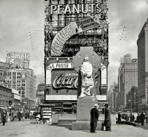 Photo showing: Father Duffy -- New York, 1937. Times Square with Father Duffy statue still wrapped up.