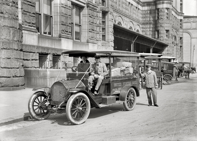 Photo showing: Parcel Post: 1914 -- Washington, D.C. One year after the Post Office Department began domestic Parcel Post service.
