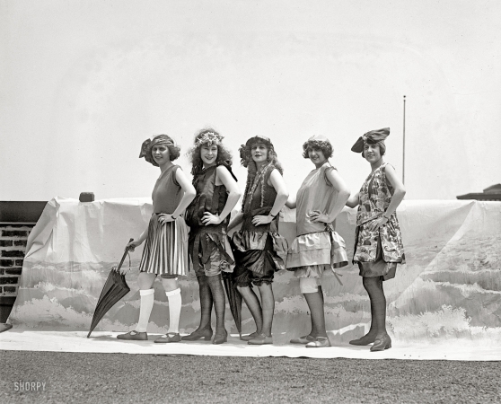Photo showing: Bathing Girls -- The Lansburgh Bathing Girls, Washington, D.C., 1922.