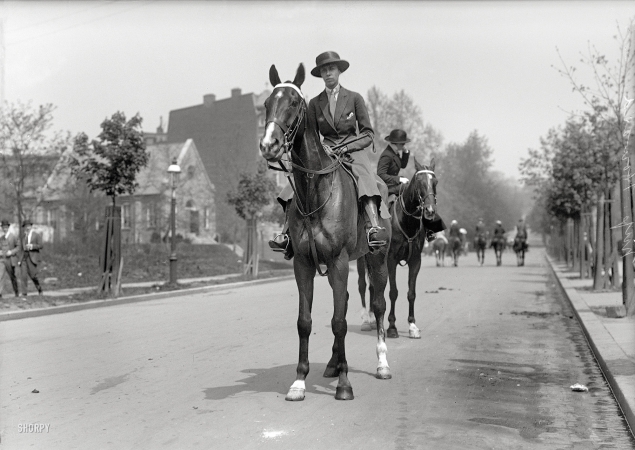 Photo showing: Urban Equestrian -- Washington, D.C., circa 1917. Washington Riding Club -- Mrs. Howard.