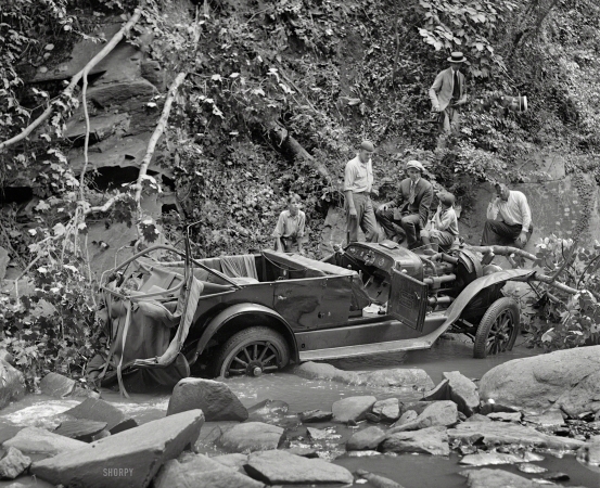 Photo showing: Over the Edge -- Chain Bridge auto wreck -- July 30, 1923.