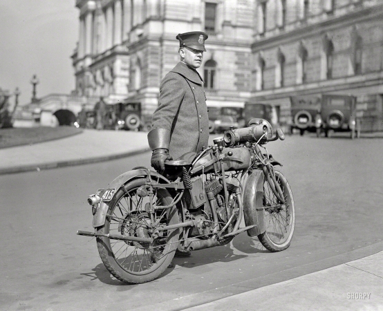 Photo showing: Capital Motorcycle Cop -- Washington, D.C., 1924. Roache #5.