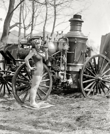 Photo showing: Beatrice Kyle -- Beatrice Kyle, in high diving outfit, between acts at the Society Circus at Fort Myer,
Virginia, for the benefit of the Army Relief Fund, April 25, 1924.