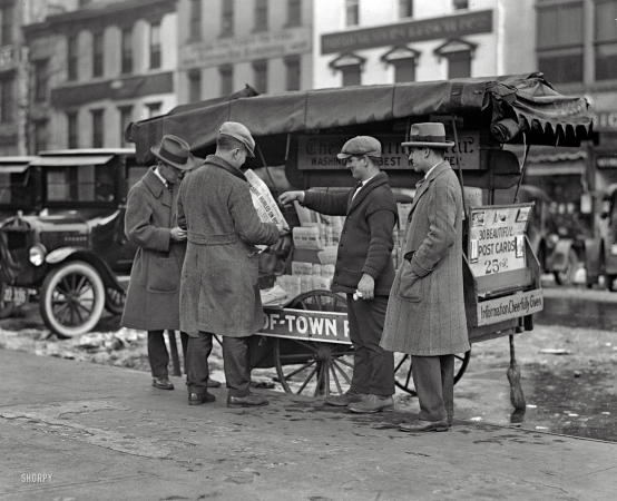 Photo showing: Headline News -- Washington, D.C. Newsstand, 1925.