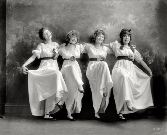 Photo showing: Radium Dancers -- Washington, D.C., circa 1919. Radium dance group.