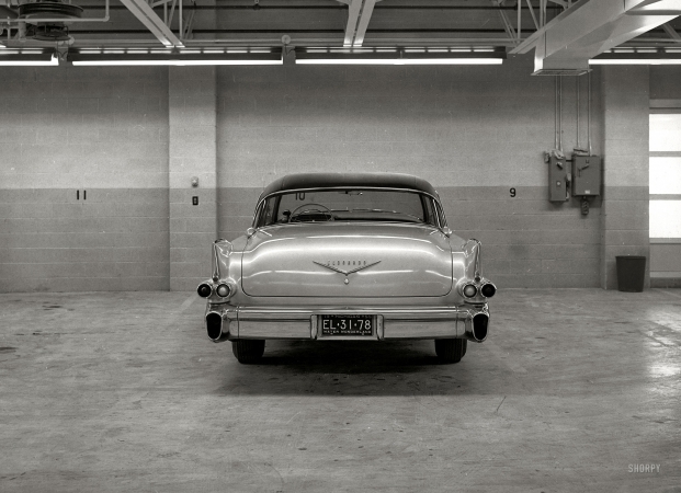 Photo showing: 1956 Cadillac Eldorado -- A 1956 Cadillac Eldorado Seville photographed in 1955.