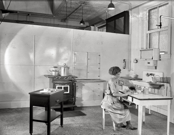 Photo showing: Get Milk -- September 6, 1922. Washington, D.C. Miss Elizabeth U. Hoffman.