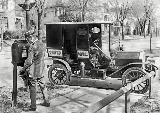 Photo showing: The Lettermen -- Milwaukee circa 1911. Mailman and truck.
