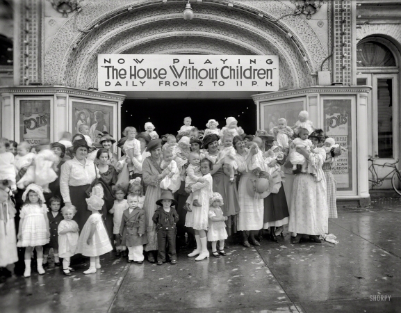 Photo showing: House Without Children -- Washington, D.C., 1920. Lust baby show. A contest at
Poli's theater organized by cinema impresario Sidney Lust.