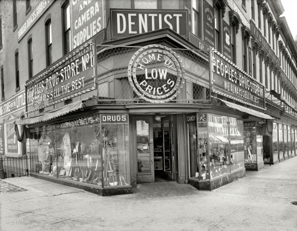 Photo showing: Corner Store -- Washington, D.C., circa 1921. People's Drug Store, 7th and K.