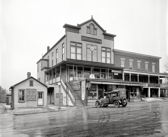 Photo showing: Takoma Hall -- Washington, D.C., circa 1922. Masonic Temple, Takoma Park.