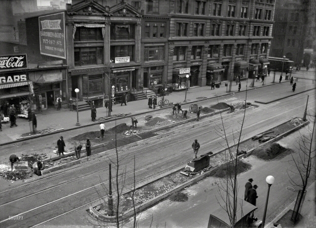 Photo showing: Curb Work -- Washington, D.C., circa 1920. Curb work -- car stop on 14th Street N.W.