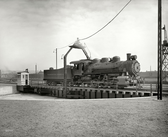 Photo showing: Iron Horse -- Washington, D.C., circa 1923. Bethlehem Steel - Washington Terminal Co.