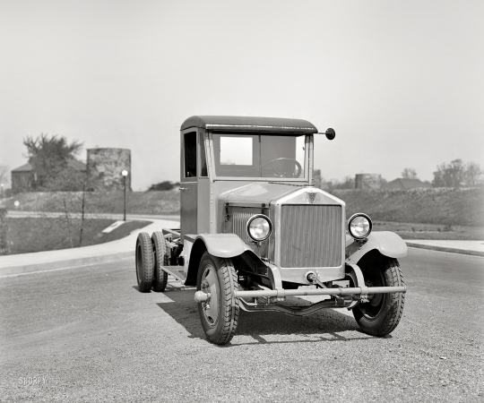 Photo showing: One Capital Truck: 1928 -- The Witt-Will Company manufactured its trucks in Washington, in the shadow of the White House.