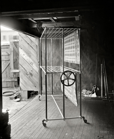 Photo showing: Disturbing Device -- Washington, D.C., circa 1922. Abe Cohen.