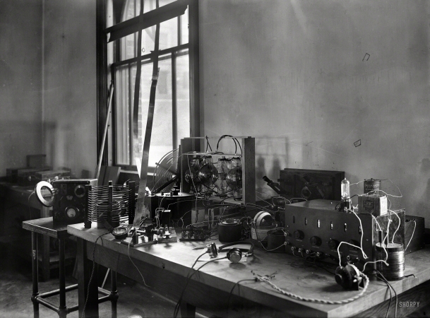 Photo showing: A Series of Tubes -- Washington, D.C., circa 1923. Herbert Hoover Jr. radio set.