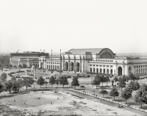 Photo showing: Union Station Ballgame -- Washington, D.C. circa 1925.