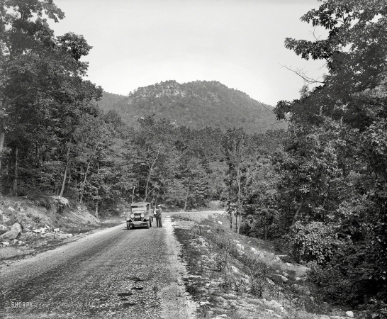 Photo showing: If You Build It -- Somewhere in Virginia circa 1925. Lee Highway Association.