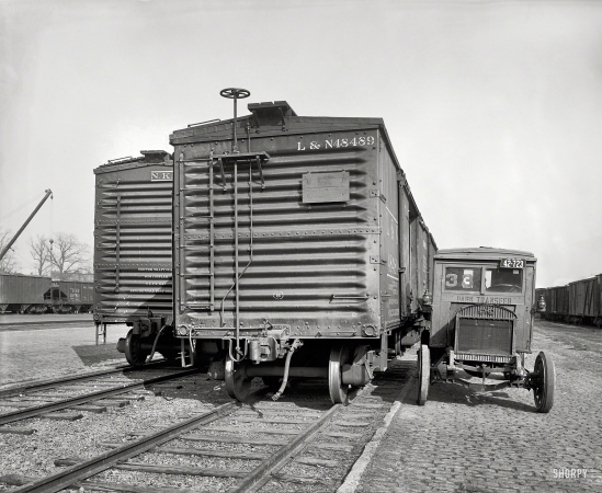 Photo showing: Park Transfer -- Washington, D.C., 1925. O.D. Boyle is all it says here.