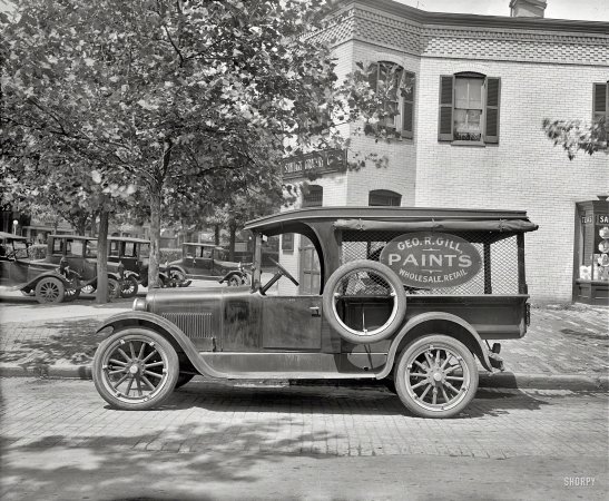 Photo showing: Dodge Screenside -- Washington, D.C., ca. 1920. Semmes Motor Co. -- Dodge Bros. truck.