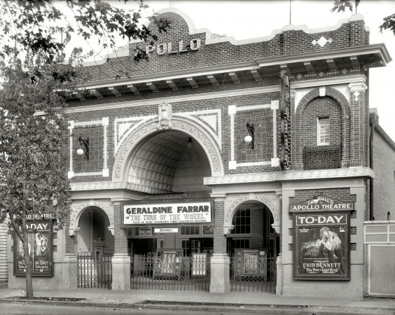 Photo showing: Apollo Theater -- Washington, D.C., circa 1918. Crandall's Apollo.