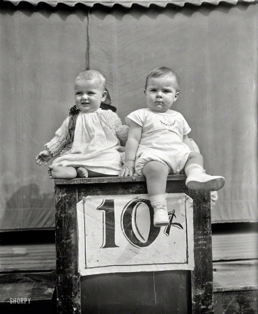 Photo showing: Small Change -- Washington, D.C. Babies -- 1927.