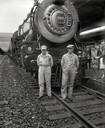Photo showing: Pennsylvania 5401 -- July 14, 1929. New Boston train, 'The Senator,' at Washington's Union Station.