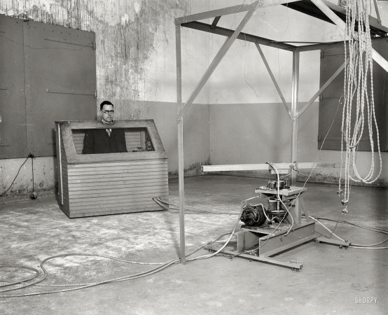 Photo showing: The Experiment -- There's no label for this circa 1930 Harris & Ewing plate, but
maybe it's best that we don't know what's going on.