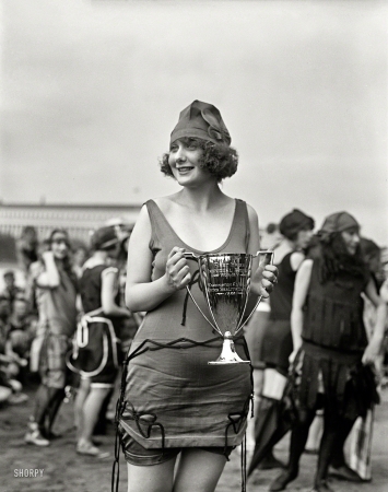 Photo showing: Best Swimsuit -- June 17, 1922. Washington Ad Club bathing costume contest at Tidal Basin. Miss Anna Niebel.