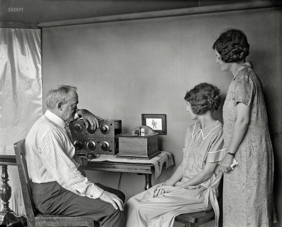 Photo showing: Radio-Vision -- 1925. Motion pictures by radio <a href=http://www.shorpy.com/node/15514><u>are very near</u></a>, predicts C. Francis Jenkins. Harris & Ewing glass negative. 