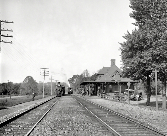 Photo showing: Short Hills Depot -- Short Hills, New Jersey, circa 1901. Short Hills Station -- Delaware, Lackawanna & Western R.R.