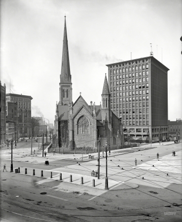 Photo showing: Episcopal Steeples -- Circa 1900. St. Paul's Episcopal Cathedral, Buffalo, New York.