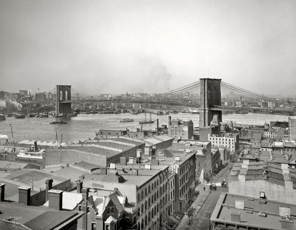 Photo showing: Brooklyn and the Bridge -- Circa 1904; Manhattan, East River and Brooklyn Bridge from Brooklyn.