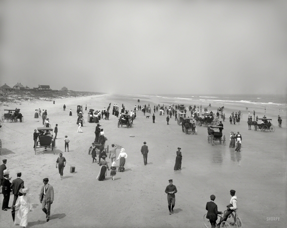 Photo showing: Seabreeze -- Circa 1904. The beach at Seabreeze -- Daytona, Florida. 