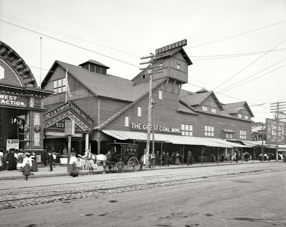 Photo showing: The Great Coal Mine -- New York circa 1901. The Great Coal Mine, Coney Island.