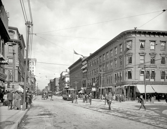 Photo showing: Worcester, Massachusetts -- Main Street, circa 1906.