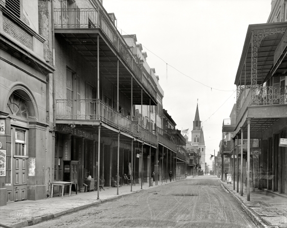 Photo showing: Old New Orleans -- Circa 1906, Chartres Street.