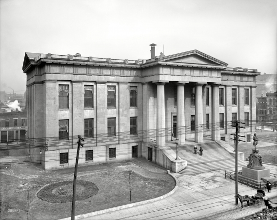 Photo showing: Louisville Courthouse -- Circa 1906. Courthouse and Thomas Jefferson statue, Louisville, Kentucky.