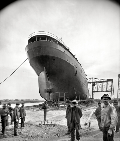 Photo showing: William G. Mather -- October 1905. Ecorse, Michigan. S.S. William G. Mather -- stern view before launch.