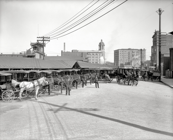 Photo showing: Transit Hub -- Atlantic City, N.J., hotel busses at P.R. depot, circa 1906.