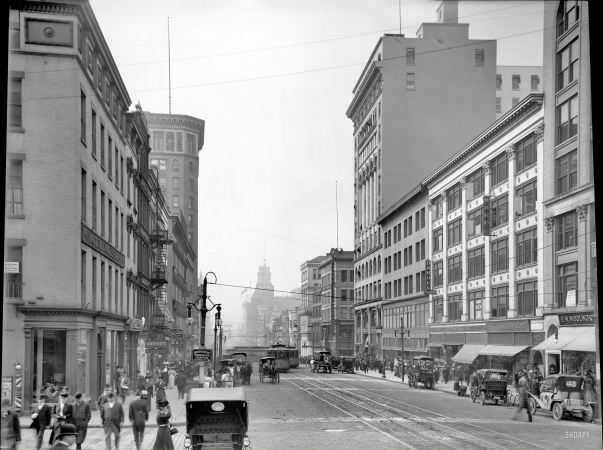 Photo showing: Main Street -- Rochester, New York, circa 1907.