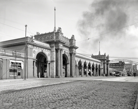 Photo showing: Columbus Union Station -- Circa 1910. Union Station, Columbus, Ohio.