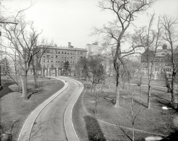 Photo showing: Columbia University -- New York circa 1910.