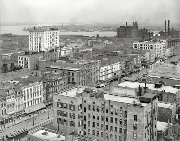 Photo showing: Old New Orleans: 1910 -- Canal Street from the Grunewald Hotel.